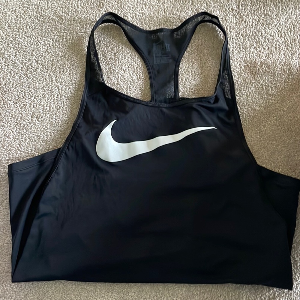 Small black Nike tank